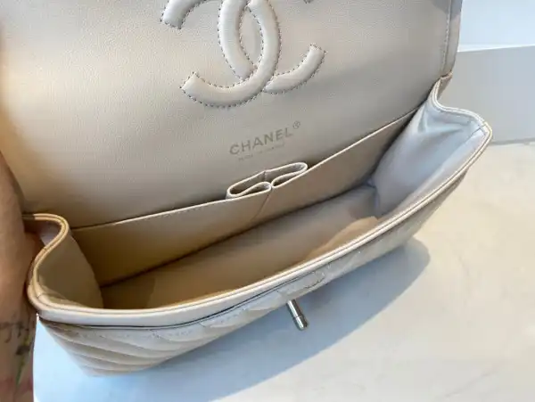 CHANEL FLAP BAG LAMBSKIN