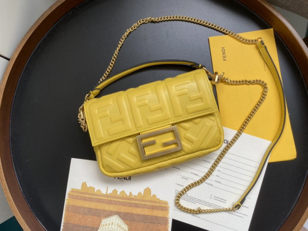 HOT SALE FENDI BAGUETTE