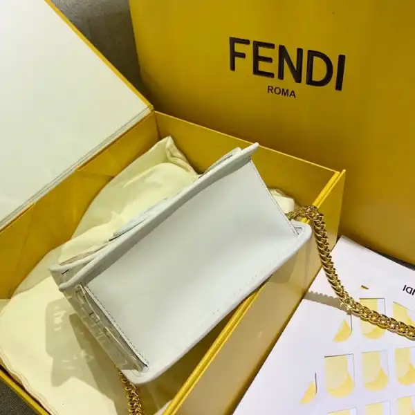 Bagsoffer FENDI KAN I F