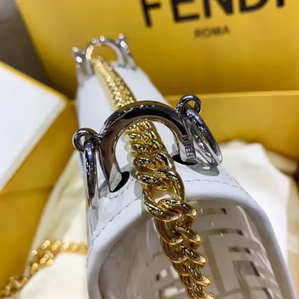 Bagsoffer FENDI KAN I F