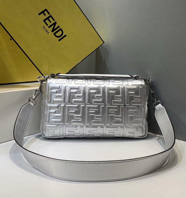 HOT SALE FENDI BAGUETTE