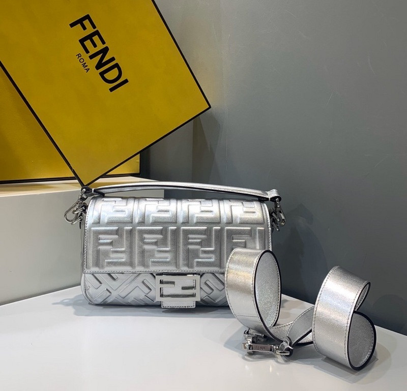 HOT SALE FENDI BAGUETTE