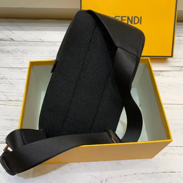 Frstbag ru FENDI BELT BAG