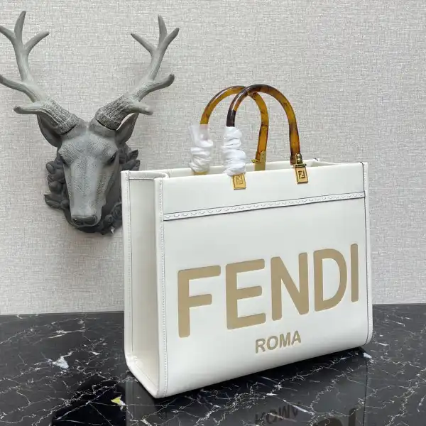 First Bag Ru FENDI MEDIUM SUNSHINE