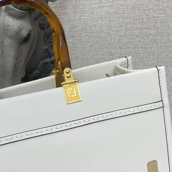 First Bag Ru FENDI MEDIUM SUNSHINE