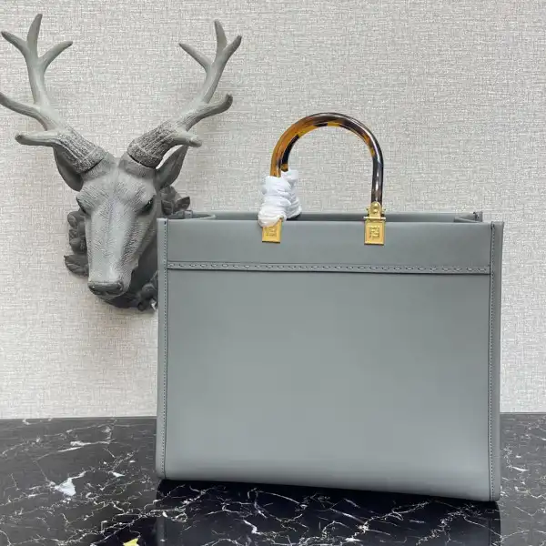 First bag ru FENDI MEDIUM SUNSHINE