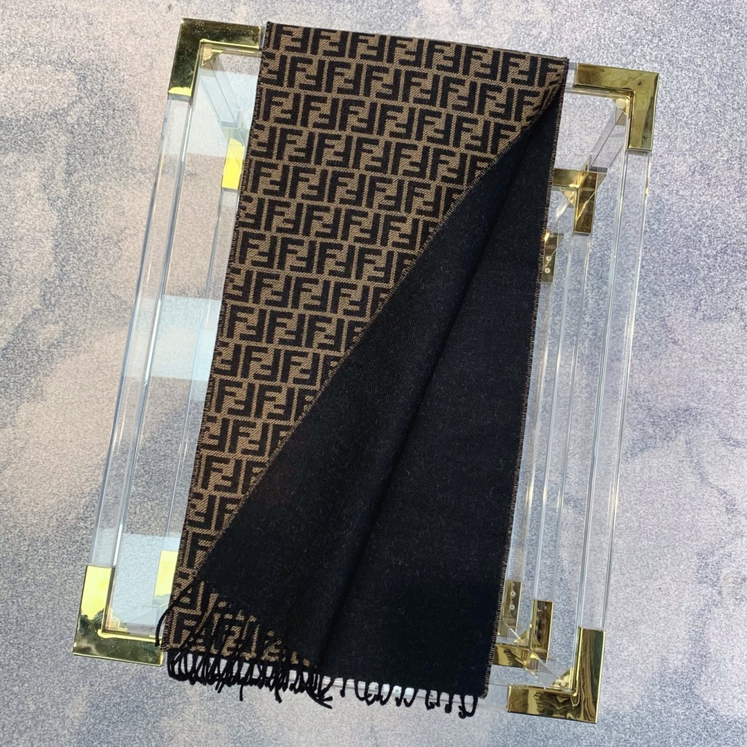 FENDI SCARF