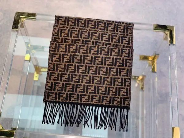 First bag ru FENDI SCARF