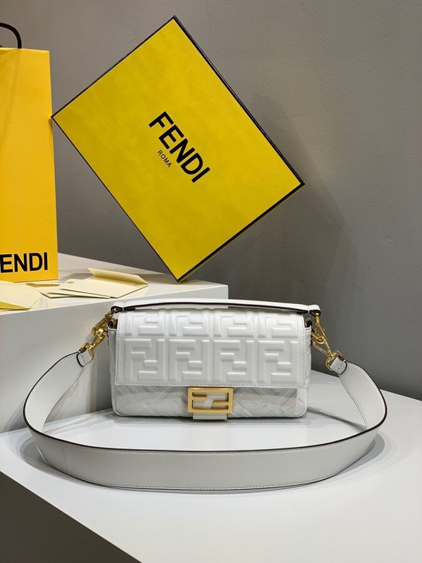 HOT SALE FENDI BAGUETTE