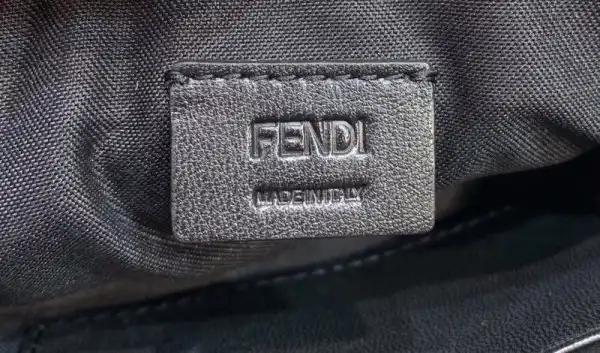 FENDI BAGUETTE