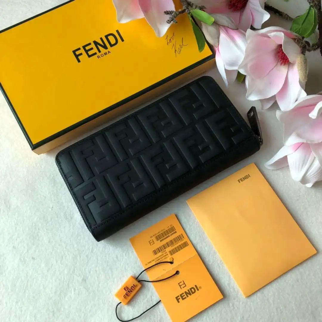 HOT SALE FENDI WALLET