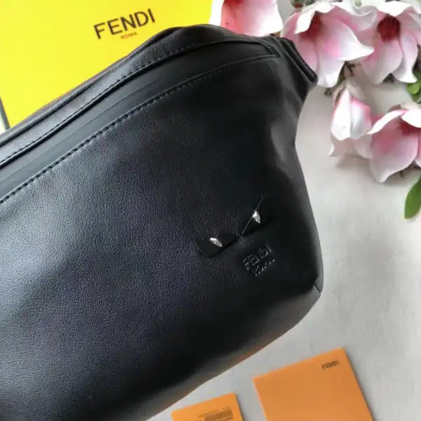 Bagsoffer FENDI BELT BAG