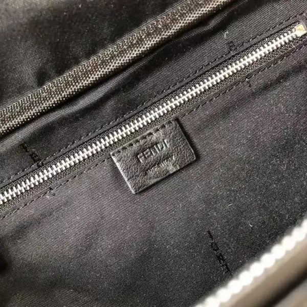 Bagsoffer FENDI BELT BAG