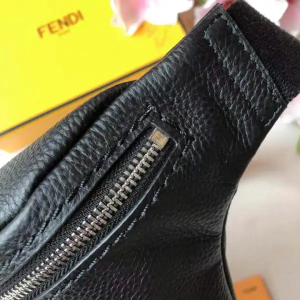 Firstbag Ru FENDI BELT BAG