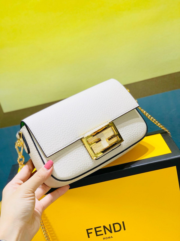 HOT SALE FENDI BAGUETTE