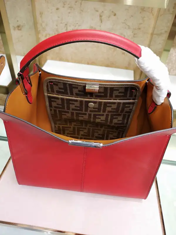 Bagsoffer yupoo FENDI PEEKABOO