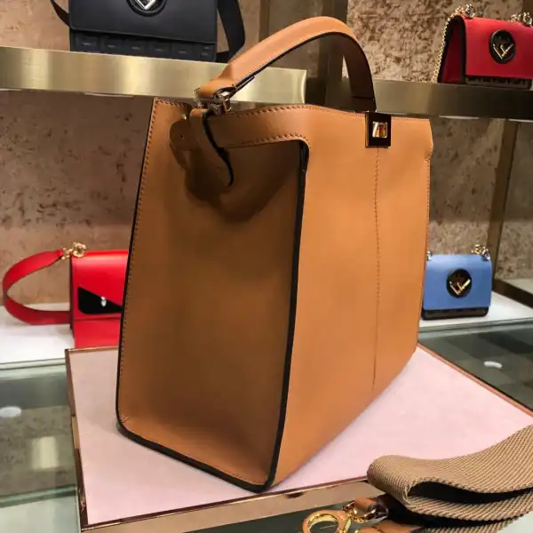 Bagsoffer yupoo FENDI PEEKABOO