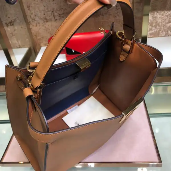 Bagsoffer yupoo FENDI PEEKABOO