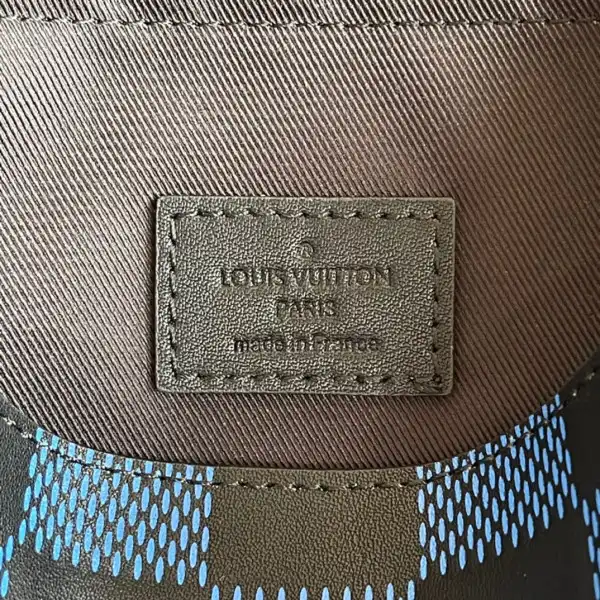 LOUIS VUITTON STUDIO MESSENGER