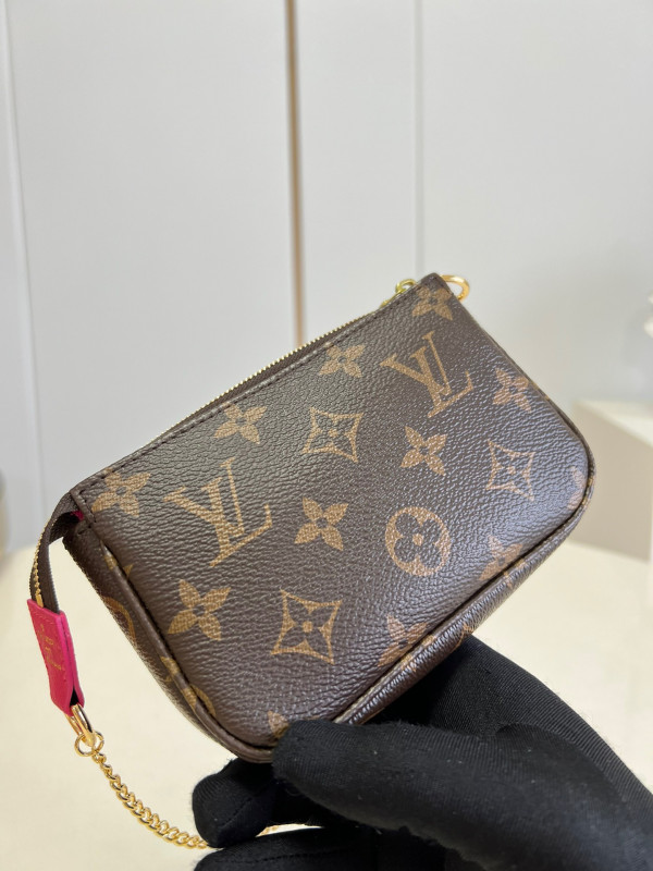 HOT SALE LOUIS VUITTON MINI POCHETTE ACCESSOIRES