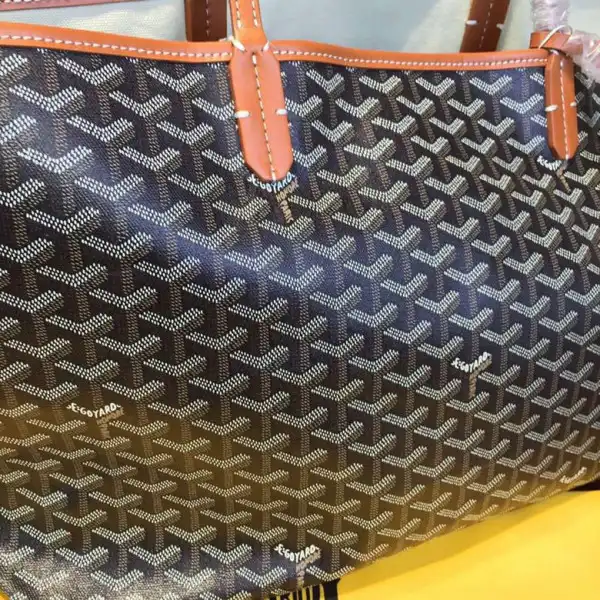 GOYARD TOTE BAG