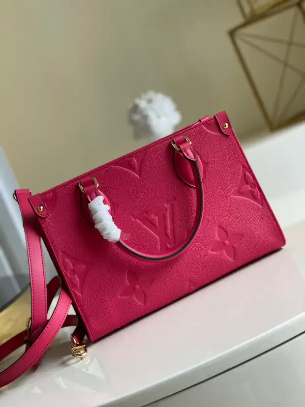 LOUIS VUITTON ONTHEGO PM