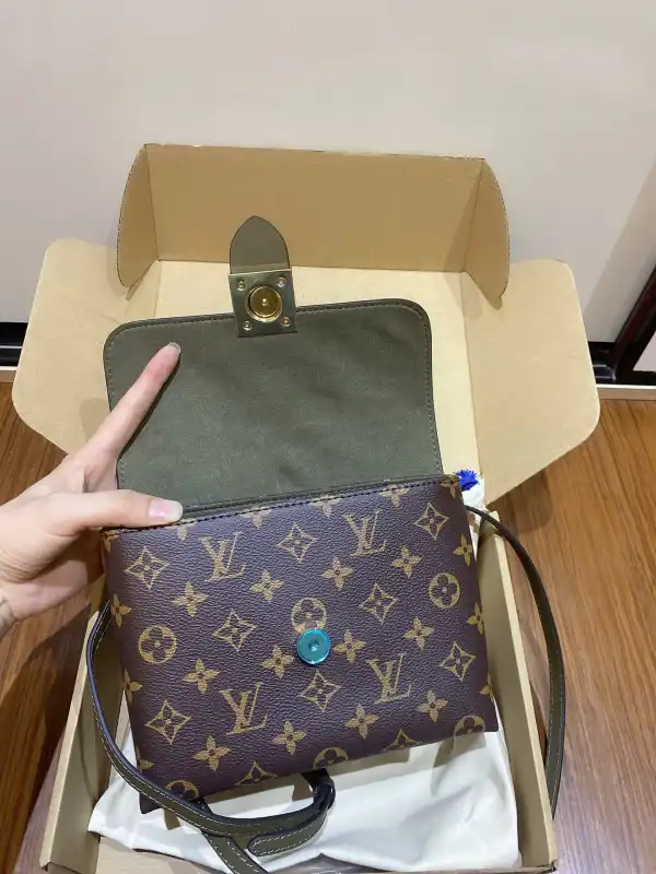 Affordable LOUIS VUITTON LOCKY BB