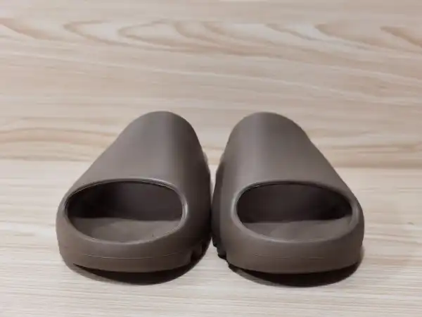 Yupoo bagsoffer YEEZY SLIDE 