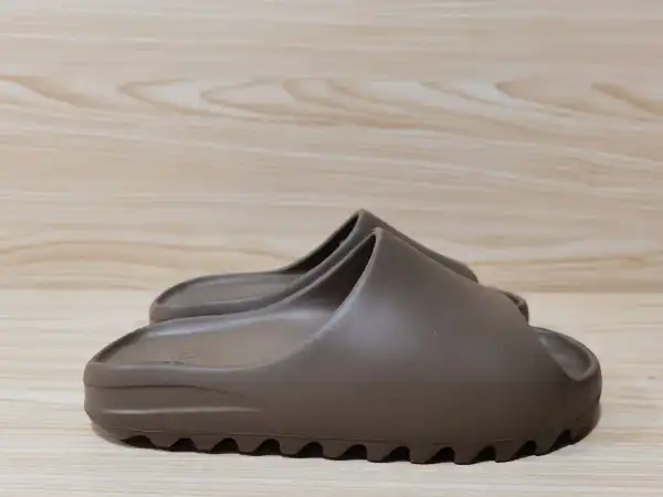 Yupoo bagsoffer YEEZY SLIDE 