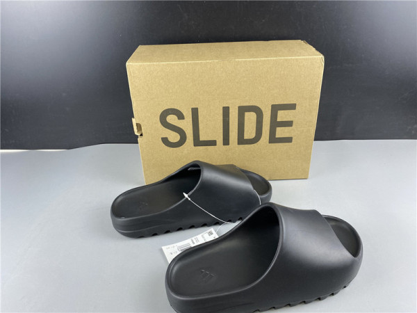 HOT SALE YEEZY SLIDE BLACK FX0495