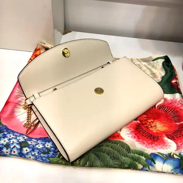 Affordable Gucci Zumi smooth leather small shoulder bag