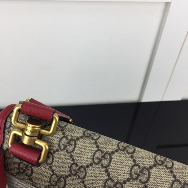 HOT SALE Gucci GG messenger bag