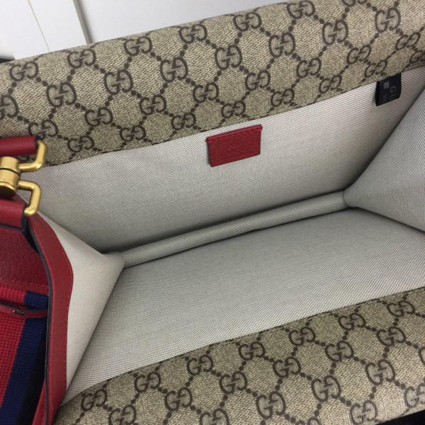 HOT SALE Gucci GG messenger bag