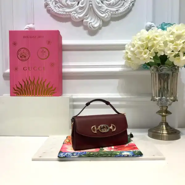 Gucci Zumi smooth leather mini shoulder bag