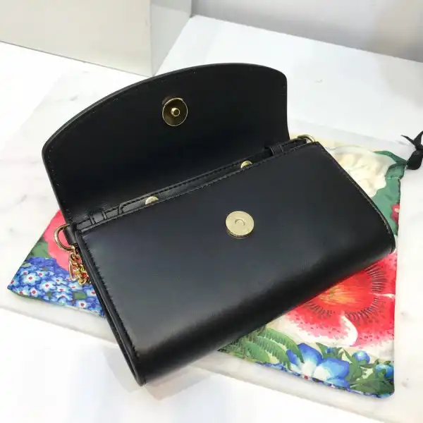 Gucci Zumi smooth leather mini shoulder bag