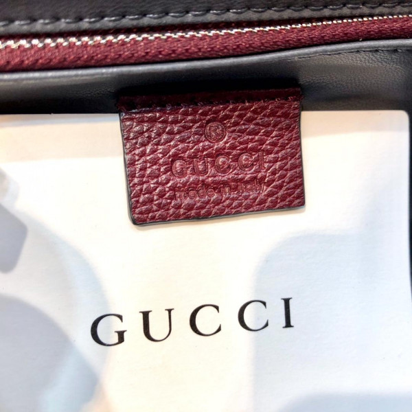 HOT SALE Gucci Zumi grainy leather small top handle bag