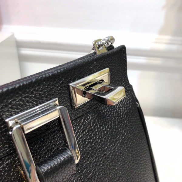 HOT SALE Gucci Zumi grainy leather small top handle bag