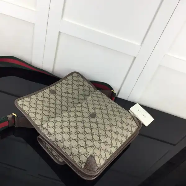 First bag ru Gucci GG messenger bag