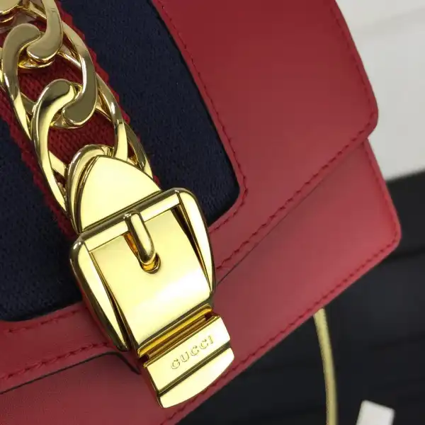 GUCCI Sylvie leather super mini bag