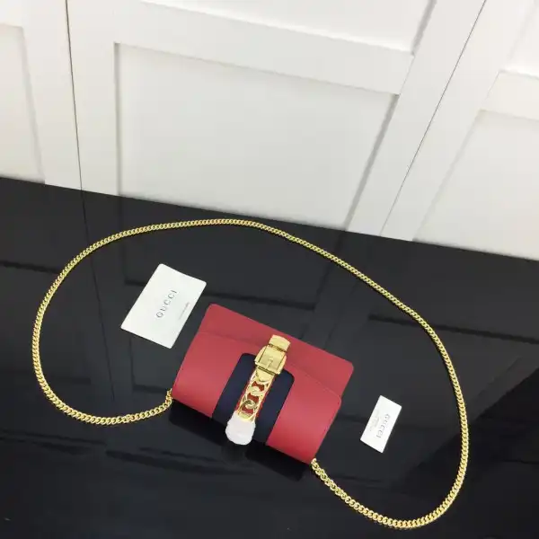 GUCCI Sylvie leather super mini bag