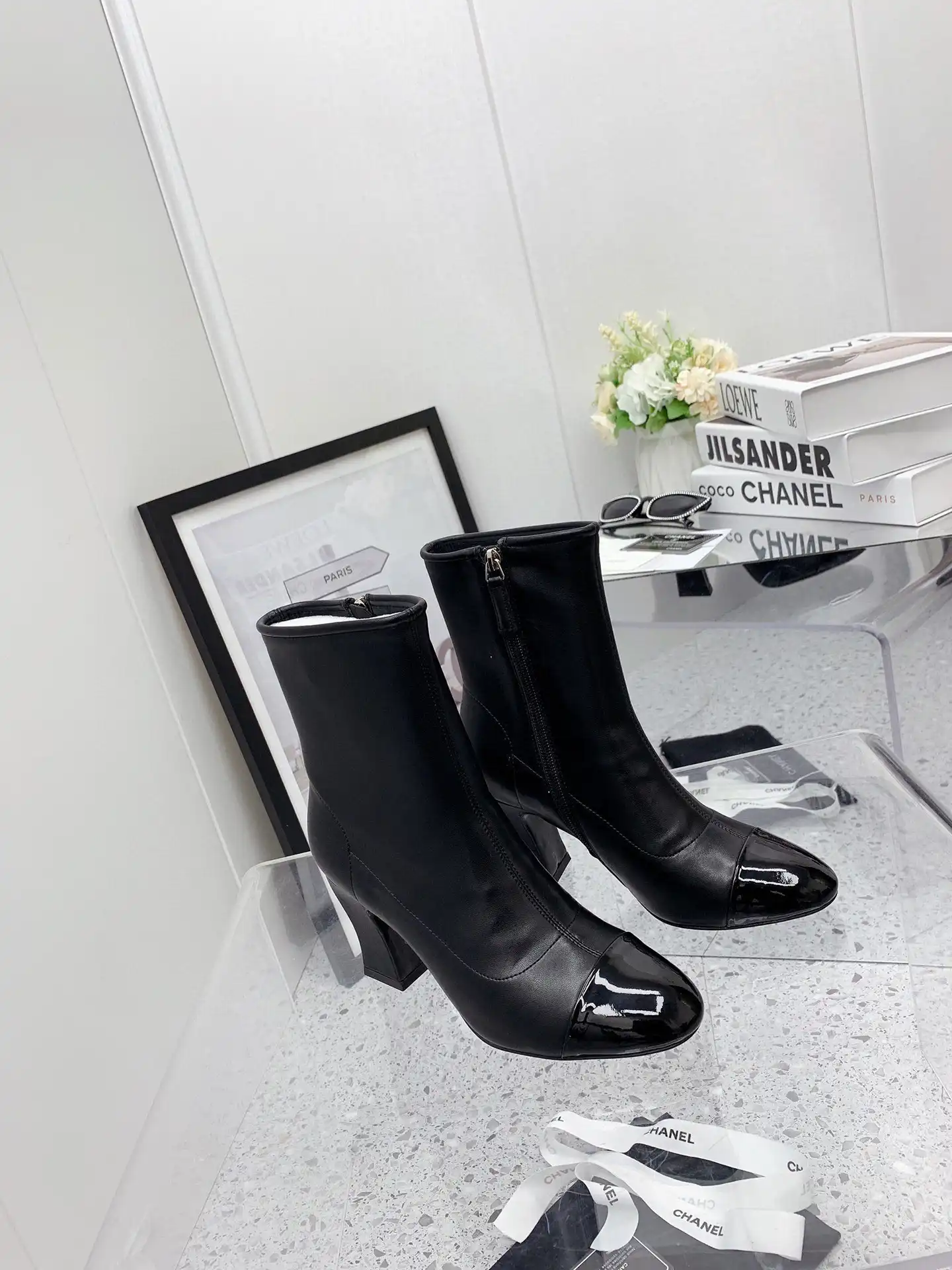 CL ANKLE BOOTS