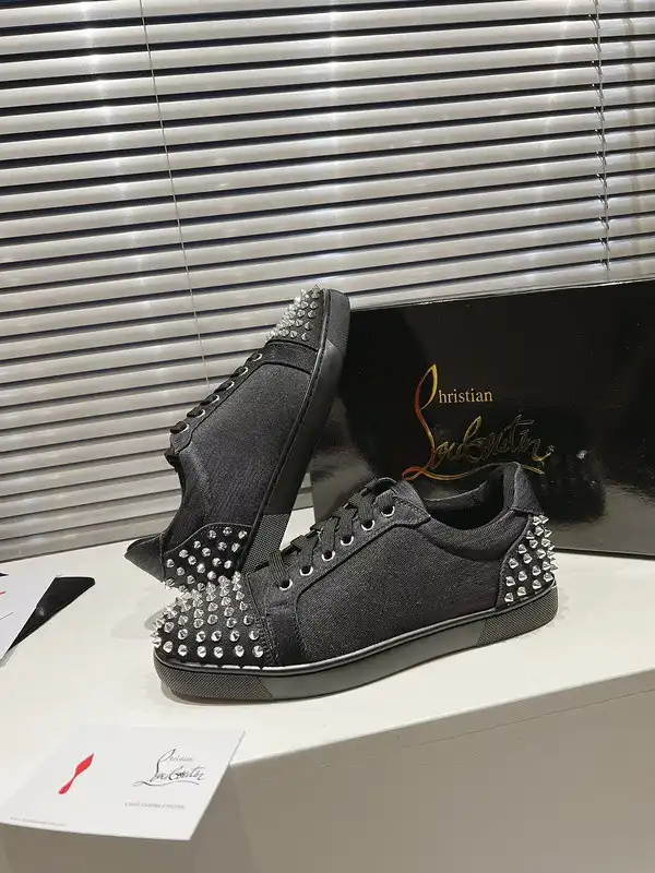 Bagsoffer Christian Louboutin  Men&Women Sneakers