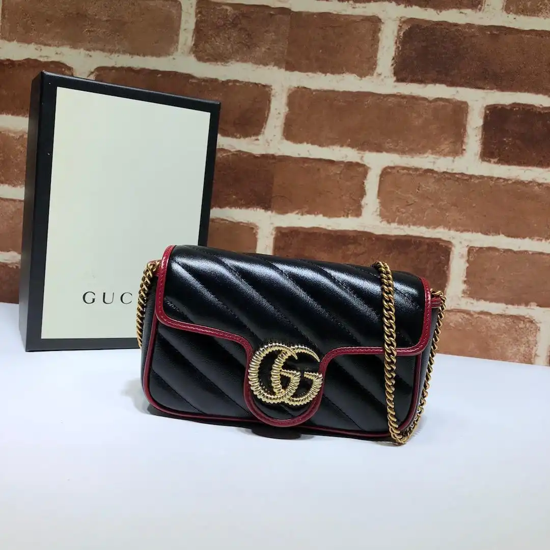 Gucci GG Marmont Mini