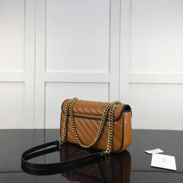 First Bag Ru Gucci GG Marmont 26CM