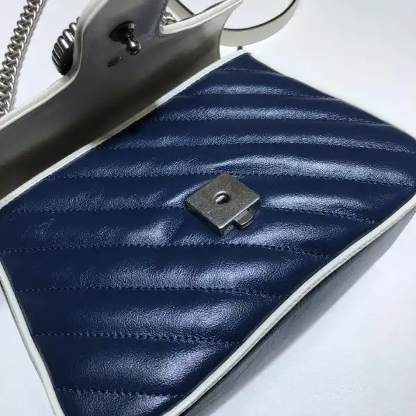 First bag ru GUCCI GG Marmont Mini Top Handle Bag