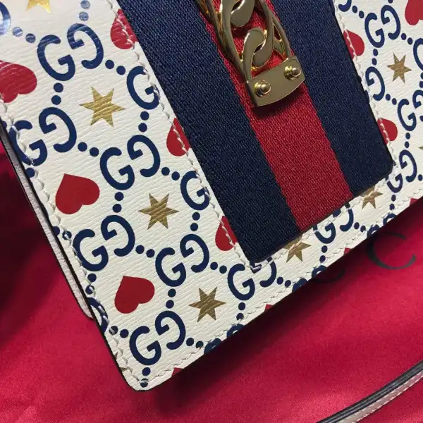 GUCCI Sylvie mini leather bag