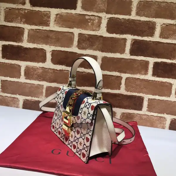 GUCCI Sylvie mini leather bag