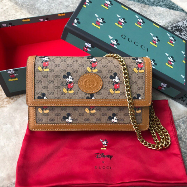 HOT SALE Disney x Gucci GG Chain Wallet