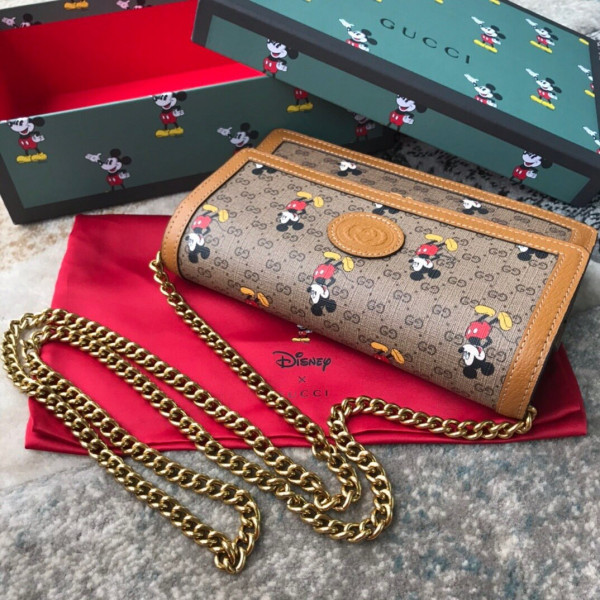 HOT SALE Disney x Gucci GG Chain Wallet