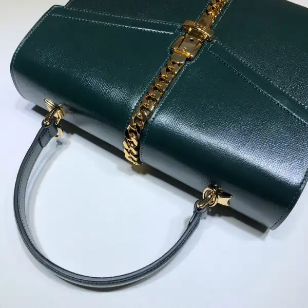 First bag ru Gucci Sylvie 1969 small top handle bag